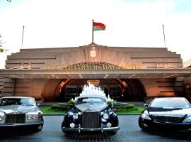 A picture of the hotel: The Fullerton Bay Hotel Singapore