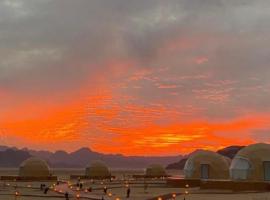 Wadi rum anwar luxury camp, hotel in Wadi Rum