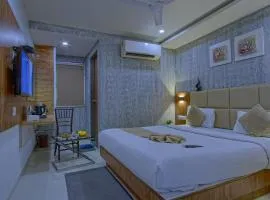 Hotel Limra, hotel in Surat