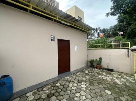 Фотография гостиницы: SPOT ON 93624 Damai 3 Guest House Syariah