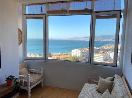 ホテル写真: Penthouse with unique sea view and private terrace