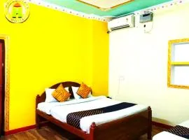 New Happy palace Inn Gaya Near By Mahabodhi Temple, hotel in Gaya