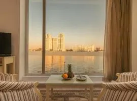 Riverside Hotel