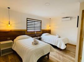 Residencial Victoria Said, Hotel in Linares