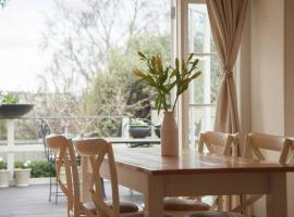 Photo de l’hôtel: Writer's Cottage, luxurious oasis in the heart of North Hobart