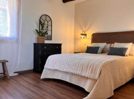 A picture of the hotel: APARTAMENTOS VILLA DE GOYA