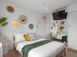 Hotel Foto: A Chic Beach Studio 5min walk To Bondi Beach