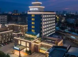 Novotel Nantong Center, hotel din Nantong