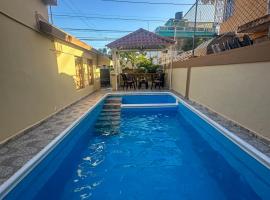 Hotel foto: Beautiful house with pool near Los 3 Ojos Park
