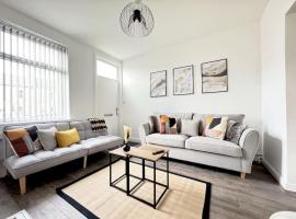 Hotel Foto: Stylish home in York - Free Wifi & Parking - Close to Racecourse & City Centre