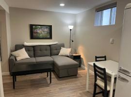 Хотел снимка: Entire Basement Guest Suite In Cranbrook