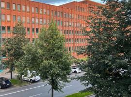 Hotel foto: Moderne und helle Ferienwohnung im Herzen der Stadt