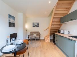 Hotel Photo: Duplex apartment in the heart of Wambrechies
