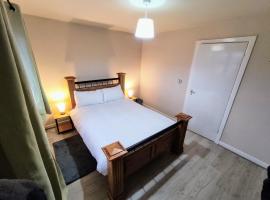 A picture of the hotel: High Rigg House Bradford - Luxury Accomodation with Private Parking