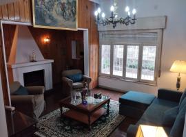 La Dorada , Casa entera en Excelente Zona Residencial con cochera techada, hotell sihtkohas Rosario