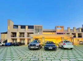 VAGA NAKSHATHRA SUITES
