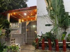 Gambaran Hotel: Colibrí Alojamiento