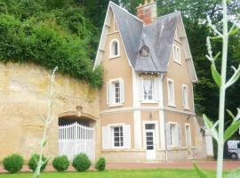 ホテル写真: Maison Dans Le Parc Du Château