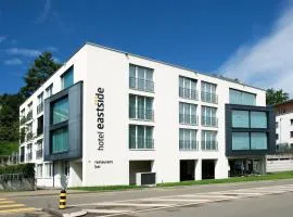 Hotel Eastside (free parking garage)