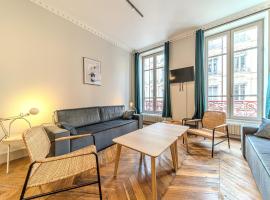 होटल की एक तस्वीर: Le Grenette spacieux appartement rénové 8 pers Cordeliers