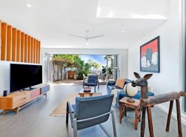 Foto do Hotel: 'Seaside Garden' Luxe Living at Sunset Beach