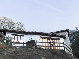 Fotos de Hotel: Albergue de Cabañes