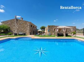 A picture of the hotel: Cases de Son Roig by Rentallorca