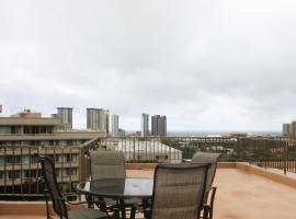 Hotel Photo: Modern Futuristic Hawaii Fortress condo