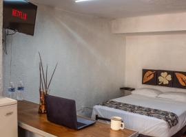 Hotel Photo: Estudio12/ en Glorieta Chapalita