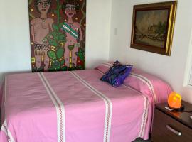 होटल की एक तस्वीर: Valentina Salchi Suites - Pinky Promise
