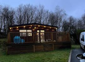The Cherries - Caer beris holiday park 2 bedroom lodge - No commercial vehicles allowed on site, hotel v destinaci Builth Wells