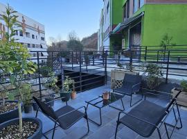 Ξενοδοχείο φωτογραφία: Deluxe Flat with garden_Tirana