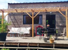 Tiny house bucolique, hotel v destinaci Saint-Brieuc-de-Mauron