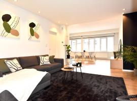 รูปภาพของโรงแรม: Cosy apartment Airport Brussels with terrace