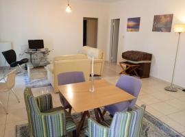 Hotel kuvat: New apartment in Kallithea