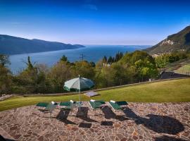 Hotel Photo: VILLA SOLE with stunning Lake view