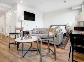 Foto do Hotel: Landing - Modern Apartment with Amazing Amenities (ID7010)