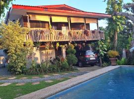 Hotel fotografie: Casas de Ruumar Bed and Breakfast-Two rooms for family available