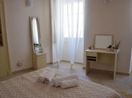 호텔 사진: Matty's Apartment in Corfu town