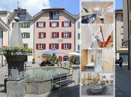 Fotos de Hotel: Solution-Grischun - Zentrales Dachzimmer - Kaffee&Tee - Gemeinschaftsbad - Etagenbett -Dachterrasse