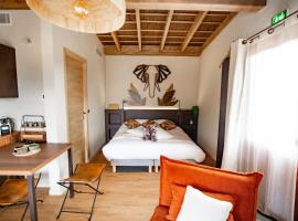 รูปภาพของโรงแรม: Lodge Studio Terres d'Afrique