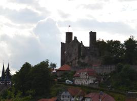 Hotel fotografie: Apartment unterhalb der Burg Hanstein