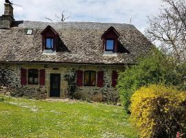 Hotel kuvat: Gîte de France à Saint-Martin-la-Méanne 2 épis - Gîte de France 5 perso 854