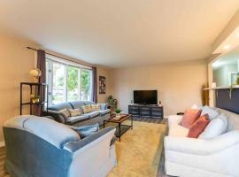 ホテル写真: Modern and Spacious Home in St. Vital