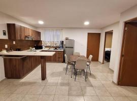 Departamento Vistas de Patzcuaro con terraza vista hacia el lago, hotel in Pátzcuaro