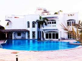 ホテル写真: Fantastic Villa with privet pool for family in Naama Bay