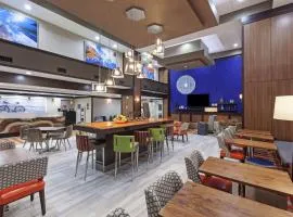 Hampton Inn & Suites Houston-Bush Intercontinental Airport