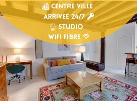 Hotel fotoğraf: Chic et Cosy - Hyper Centre - Arrivée Autonome