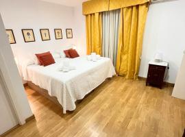 A picture of the hotel: Apartamento centro ciudad con parking incluido