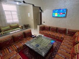 Hotel Foto: Dar Kernaf Eco House For Families I Entire Comfy Appartment I Fibre Internet Up to 100 Mbps I PALMS